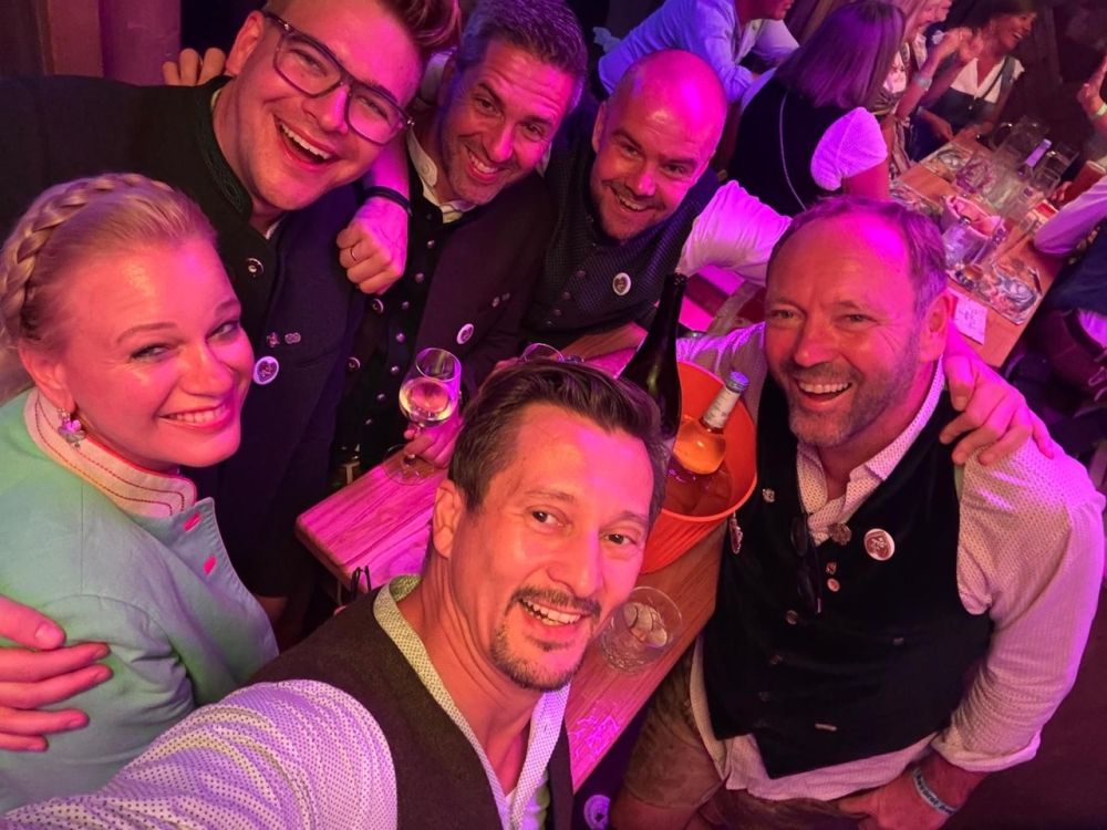 Stephanie mit ihren Liebsten nur Wuidl fehlt